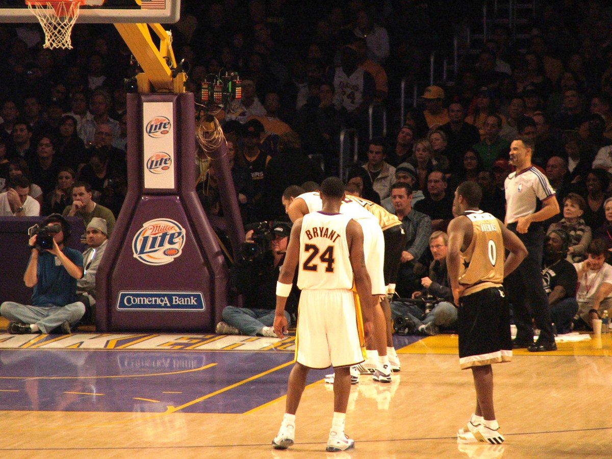 The Real Hoff tweet media