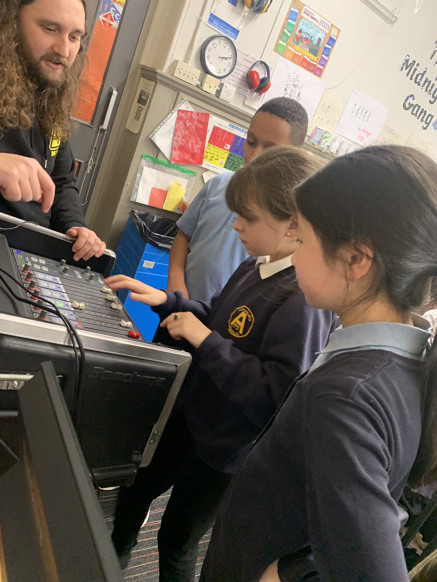 Alexandra Parade PS tweet media