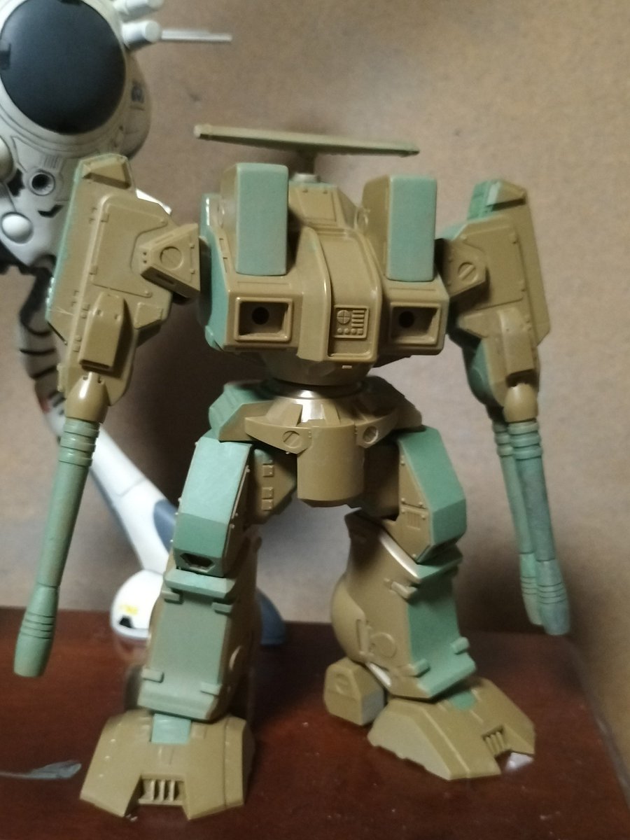 モンドクォーツ2023 条線が特徴のズングリスモーキークォーツ 【公式通販】