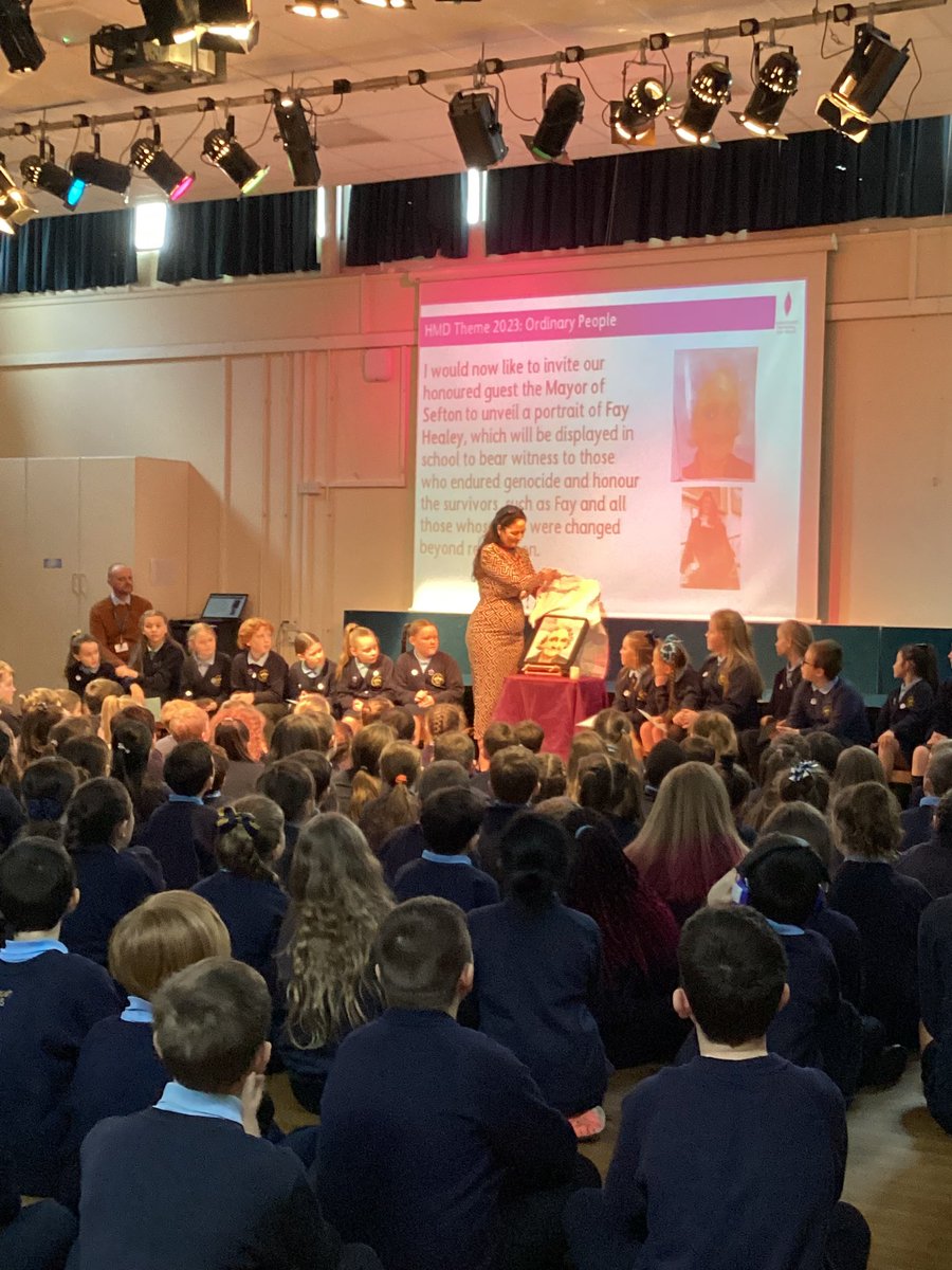 stelizcp6's tweet photo. Wow! Thank you to Mr Bulger, School Council and Prayer Council for a wonderful emotional assembly. Also a big thank you to our special guests for joining us in remembering all of the people who were affected by the Holocaust #HolocaustMemorialDay @HMD_UK #LightTheDarkness https://t.co/b3RLOJOqac