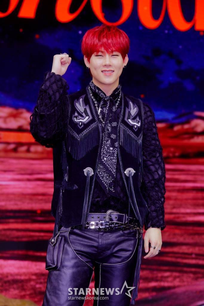 heonoftheday's tweet photo. jooheon has been confirmed as the new mc for mnet mcountdown 

starting at the end of february every thursday! #주헌

https://t.co/UjbzkiAUc3 https://t.co/2YZBJR7VAm
