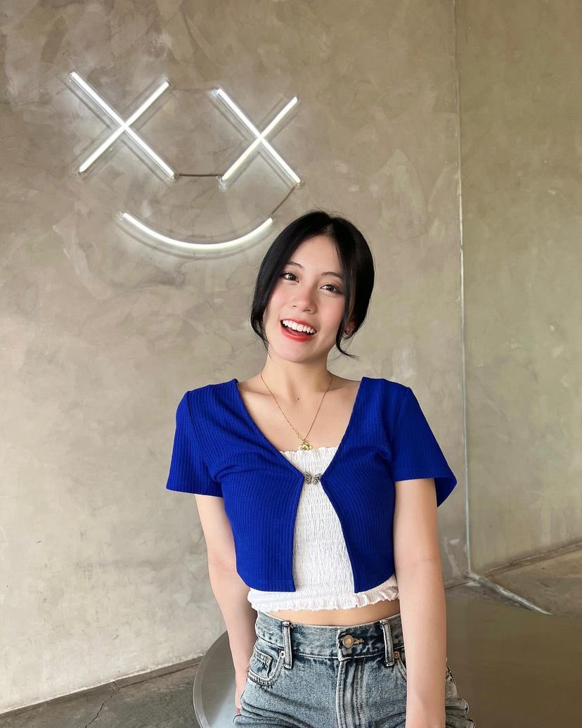 FondNattichaFC's tweet photo. #YesHM คนสวยมาตอบคอมเมนต์ของ @hm แล้วค่ะ  👀✨

#FondBNK48 #FondQRRA #FondNatticha
#HMxMe #HMThailand #HMCentralWorld https://t.co/aWpd2REQWW
