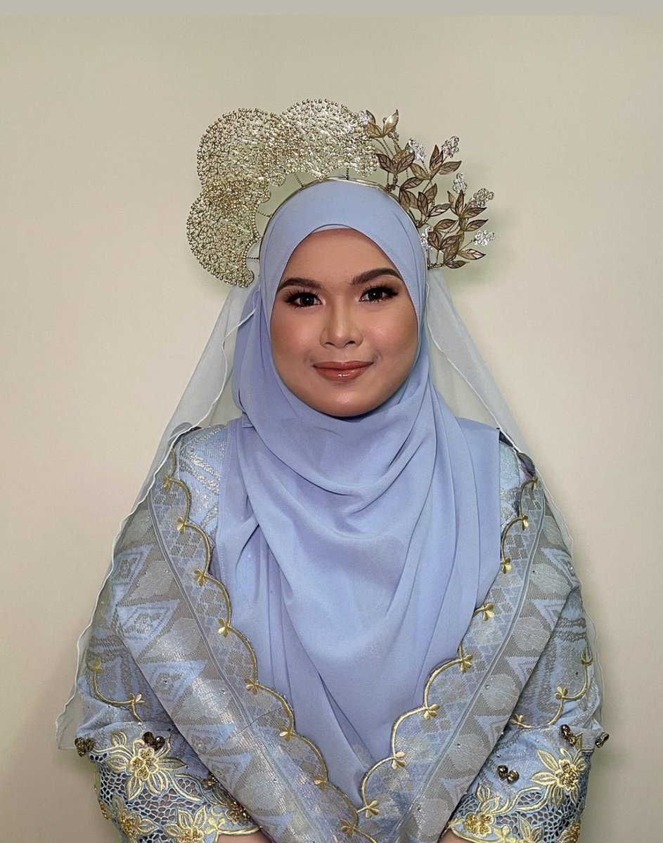 oladyela's tweet photo. @faezzaker @najihahshahrel Anyone cari MUA Area Perlis/Kedah/Penang boleh tengok my instagram https://t.co/3GsFJYaIYF https://t.co/g3hlH71Imx