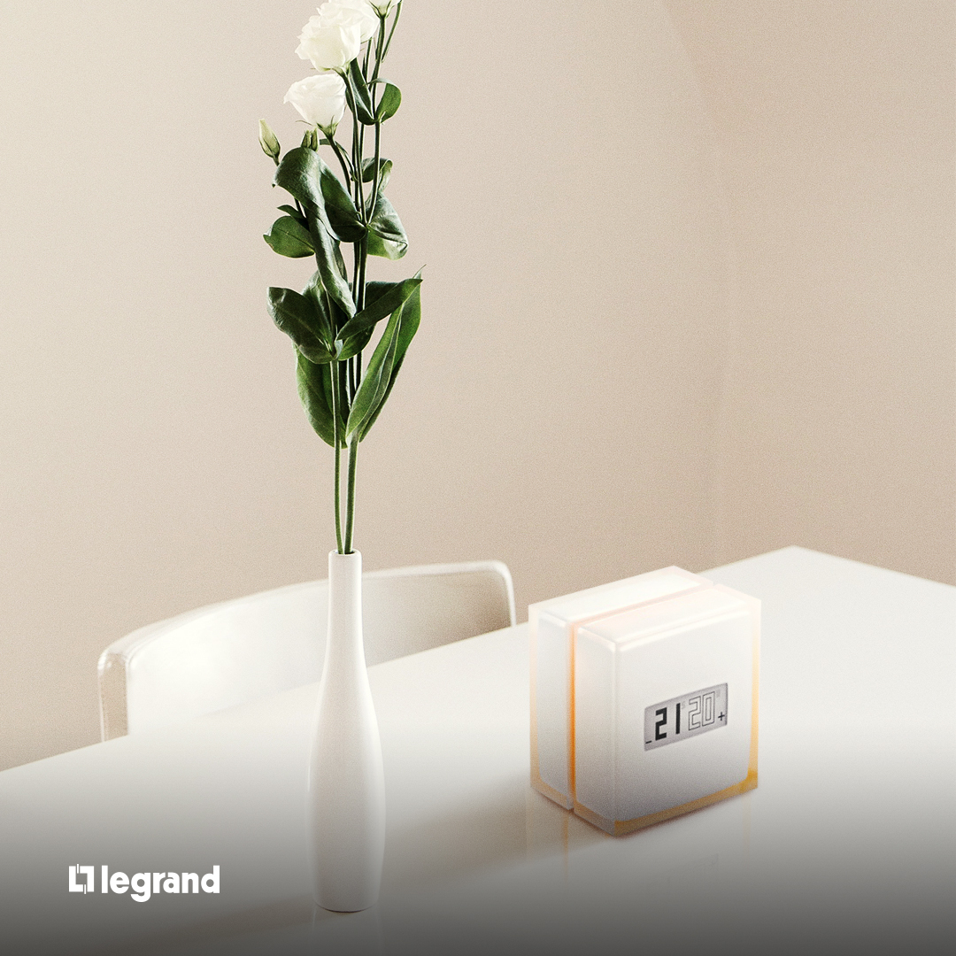 LegrandGroupES's tweet photo. ¡Un hogar confortable en estos días fríos! Con el #termostatointeligente #Netatmo de #Legrand programa la #temperatura de tu vivienda según tus hábitos y optimiza el consumo de energía. Gestión sencilla y eficiente con la App Home + Control.🌡️
👉https://t.co/x02zIZdGU6 https://t.co/AIETS3NCB5