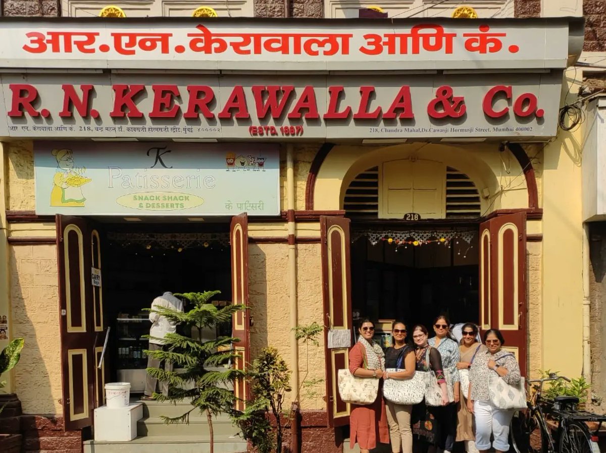 Khaki_Tours's tweet image. Suvalaxmi &amp;amp; friends are travel buddies &amp;amp; this time joined us for an #IraniChai #foodwalk. Our AoM @naveak99 introduced them to 2 groups of #Zoroastrian immigrants to #India - the #Parsis &amp;amp; the #Iranis - through their food. They loved both - the food and the food for thought.