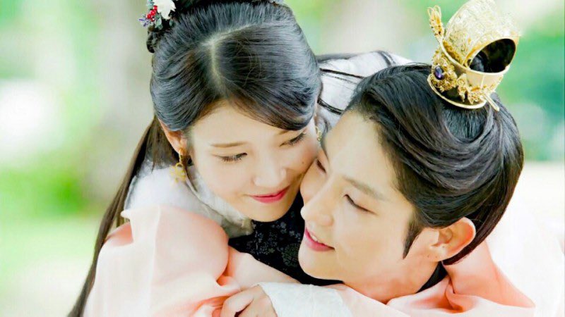 zinzueuni's tweet photo. 성공한 사랑이 없는 이지은 필모에 
애순관식의 등장 🌟

해수왕욱                           만월청명
해수왕소                           만월찬성 https://t.co/j9ix6mqRk5