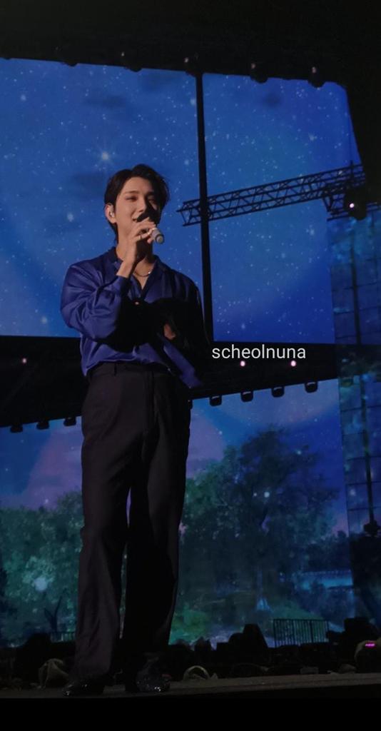 scheolnuna's tweet photo. 95L ku... So happy dapet moment ini dengan HP kentang 😆 #betsinjkt #BeTheSunInJakarta #BETHESUNinJKT  #seventeen #carat https://t.co/kAkt8zcPZG
