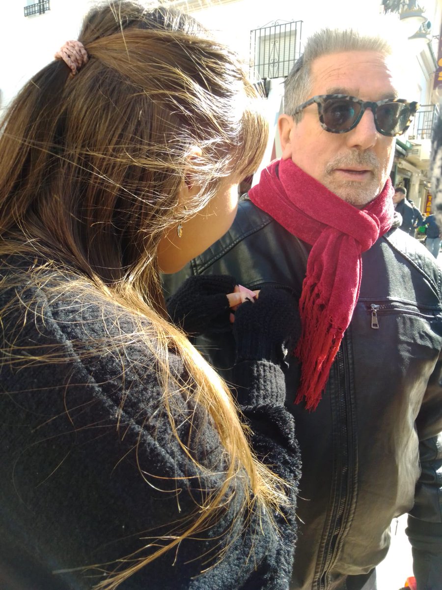 #Visibilidad #LGTB 🏳️‍🌈🏳️‍⚧️Andalucia Diversidad y Colega Torremolinos recuerdan a las víctimas del #Holocausto repartiendo ‘Triángulos Rosas’

togayther.es/noticias/torre…