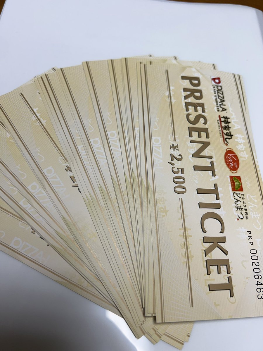 left_monst's tweet image. モンストプロツアー2022優勝賞品として協賛各社様よりたくさんの副賞を頂きました！
ありがとうございます
大切に使わさせていただきます！

#GooglePlay 様
#owltech 様
#AUGER 様
#suntory 様
#AKRacing 様
#メガシャキ 様
#ピザーラ 様
#ヴァンガード 様
#LogicoolG 様
#世田谷サウナハットラボ 様