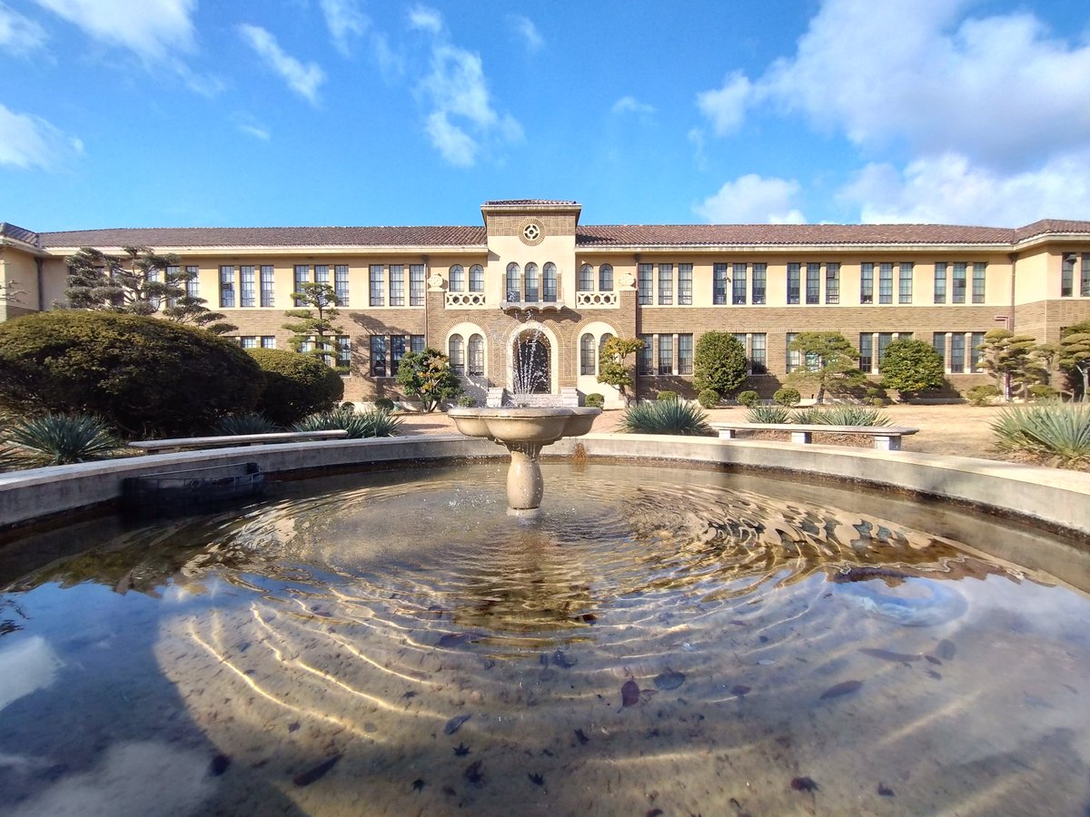 sakura_chunchun's tweet image. 神戸女学院見学会
美しい建物に、思わずため息。

#神戸女学院
#ヴォーリズ建築