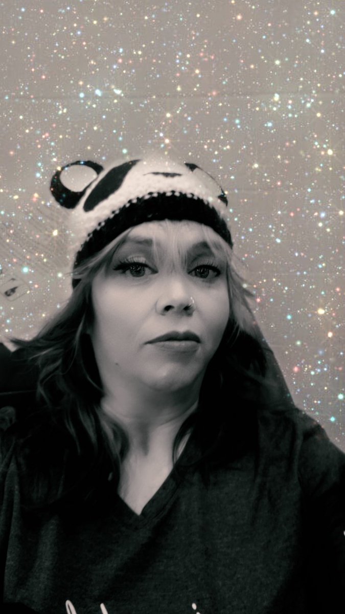 PopeSparkles's tweet image. Pulling double duty today. Platelets &amp;amp; whole blood. #BloodDonation #PlateletDonation #RhNegative #SavingLives