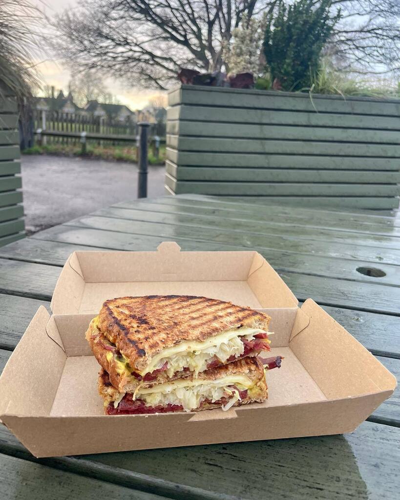 PitzPantry's tweet photo. We’ve added a new takeaway tasty toastie to the menu! Say hello to the Dingley Dell Pulled Salt Beef Toastie, complete with sauerkraut, Emmental cheese and hot mustard mayo.🧀 https://t.co/3XP01gtciA https://t.co/ZDWBYdXSyd