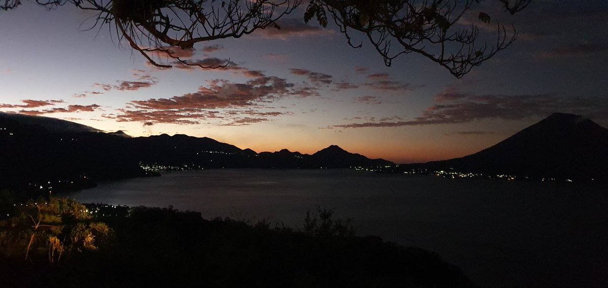 fdleon84's tweet image. Asi amanece en mi tierra 😍
La tierra del paisaje le dicen, ¿"Por qué será"?