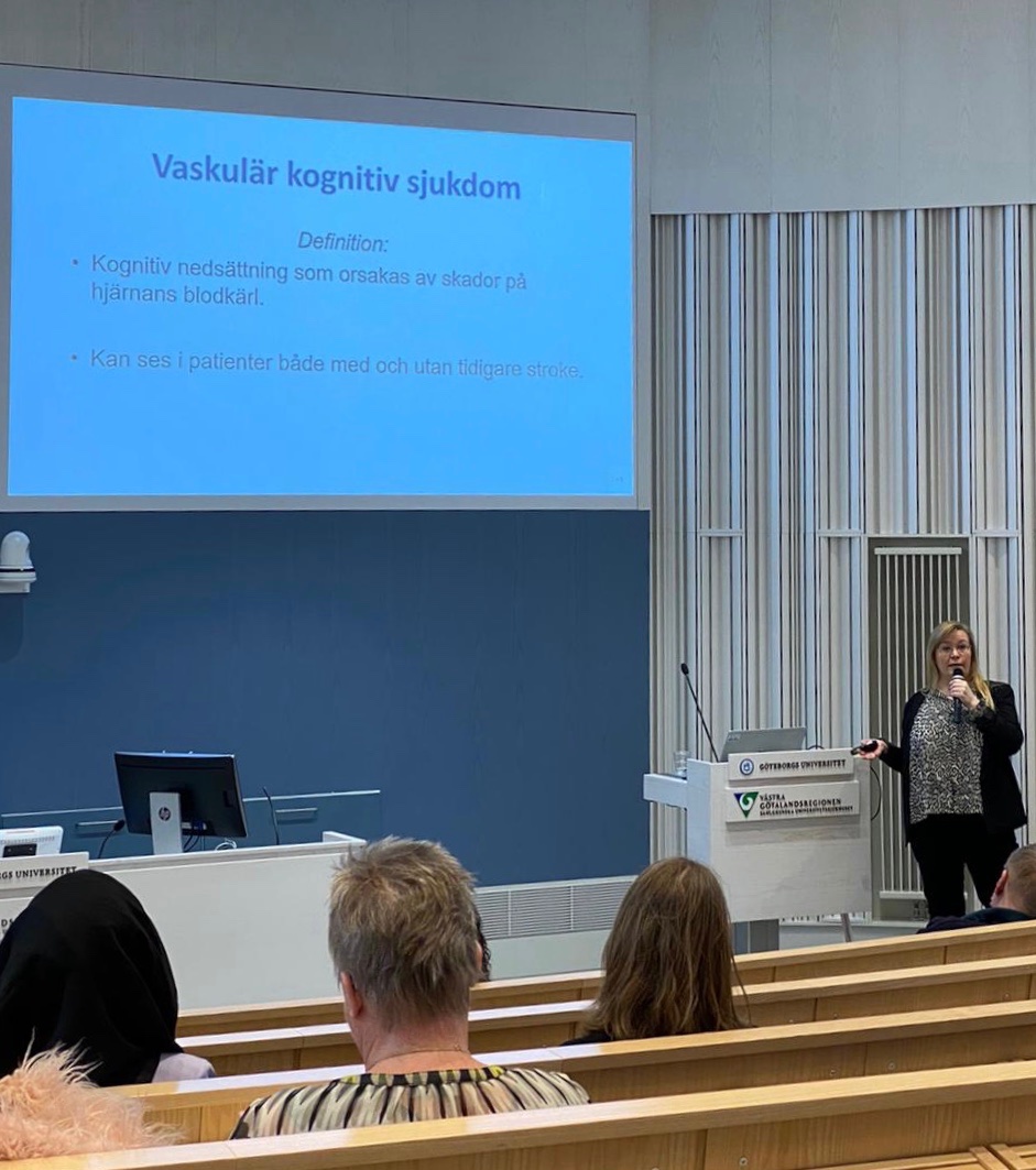 Petronella Kettunen (@kettunenlab) on Twitter photo Talking about our research on biomarkers for vascular cognitive disease at the annual Psychiatry, cognition and old age psychiatry research day <a href="/vgregion/">Västra Götalandsregionen</a> . I really enjoyed the excellent talks! #Dementia #cognition #biomarker Talking about our research on biomarkers for vascular cognitive disease at the annual Psychiatry, cognition and old age psychiatry research day <a href="/vgregion/">Västra Götalandsregionen</a> . I really enjoyed the excellent talks! #Dementia #cognition #biomarker