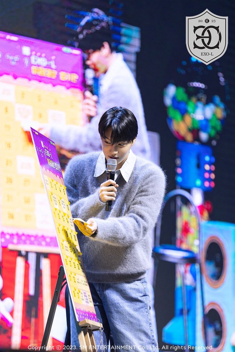 📸 KAI photos update from his birthday party [thread] 🤍🎊