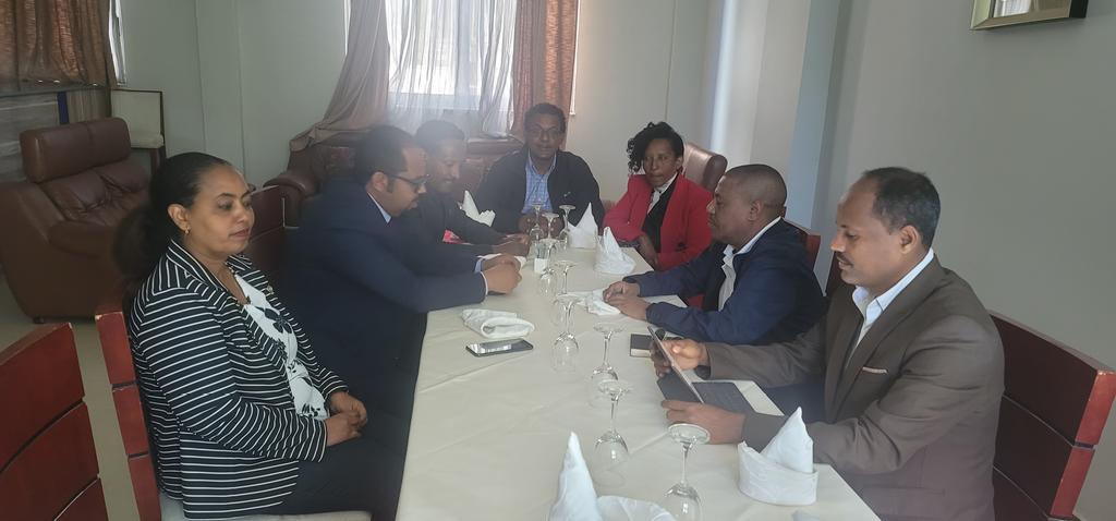 ProfKindeya's tweet photo. Thanked colleagues from the Min of Education deployed on a mission to discuss higher learning &amp; general education in #Tigray. So much at stake to re-vitalize. Let us prioritise action points. Staff were not paid for >21 months, &amp; let this be addressed 1st. Peace takes a courage! https://t.co/n0mrw8JRpt