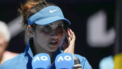 mandhana_smriti's tweet photo. An inspiration for many to pick up a sport and champion it. Sania Mirza, what a career! Go well 💙 https://t.co/sSIpJszhJv