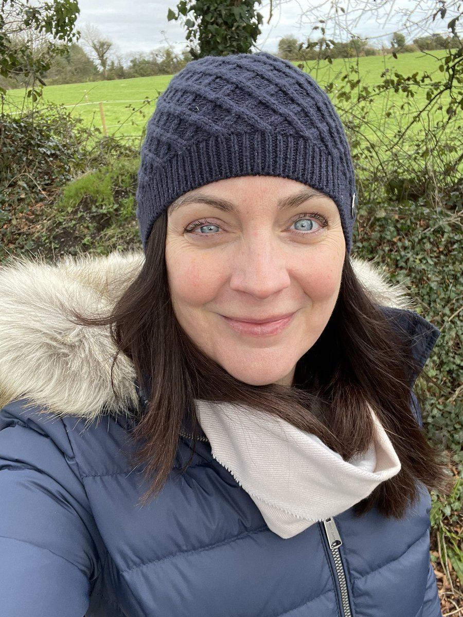 helenaobrien086's tweet photo. #Day27 of #100daysofwalking I did it! An Hons Bachelors in Business (first class honours)👩‍🎓&amp; #walkeroftheweek with @NewstalkFM 🥳

#walking #cancersurvivor  #cancerwarrior #thisisnotaraceitshealing #mindfulness #PositiveVibes #mentalhealthmatters #mentalhealth #itsokaynottobeokay https://t.co/BJOv6PRi11