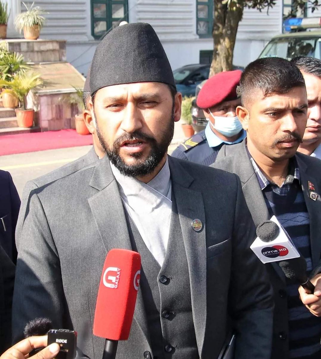 Breaking: गृहमन्त्री रवि लामिछानेको नागरिकता मुद्दामा फैसला रविको विपक्षमा आएको छ भने रवि लामिछानेको सांसद पद पनि खारेज भएको छ । 

Pic. anzaankc_