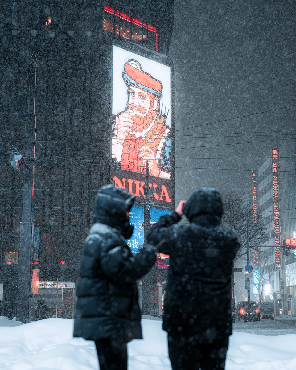 大寒波で凍えながらすすきのの写真撮ってきました。