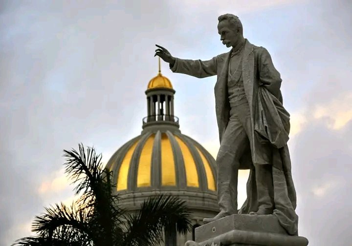 #MartíVive
#LaHabanaDeTodos🇨🇺
<a href="/RGZapata500/">Reinaldo García Zapata</a> <a href="/torres_iribar/">Luis Antonio Torres Iribar</a> <a href="/YanetHzP/">Yanet Hernández Pérez</a> <a href="/AsambleaCuba/">Asamblea Nacional Cuba</a>
