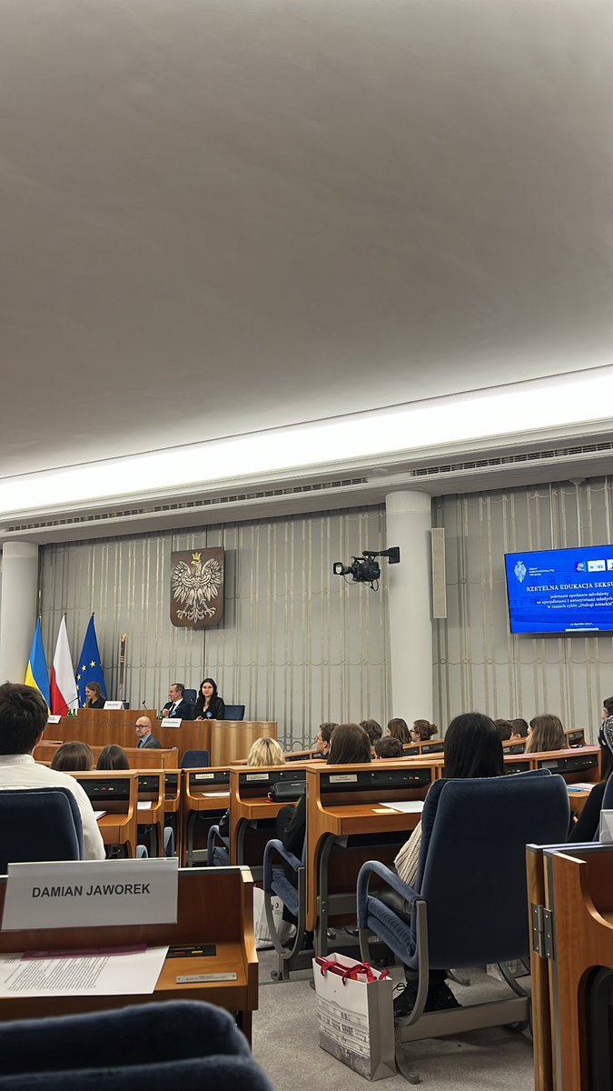 _dariadobosz's tweet image. Pozdrawiam z @GadkaSenacka nt. rzetelnej edukacji seksualnej!