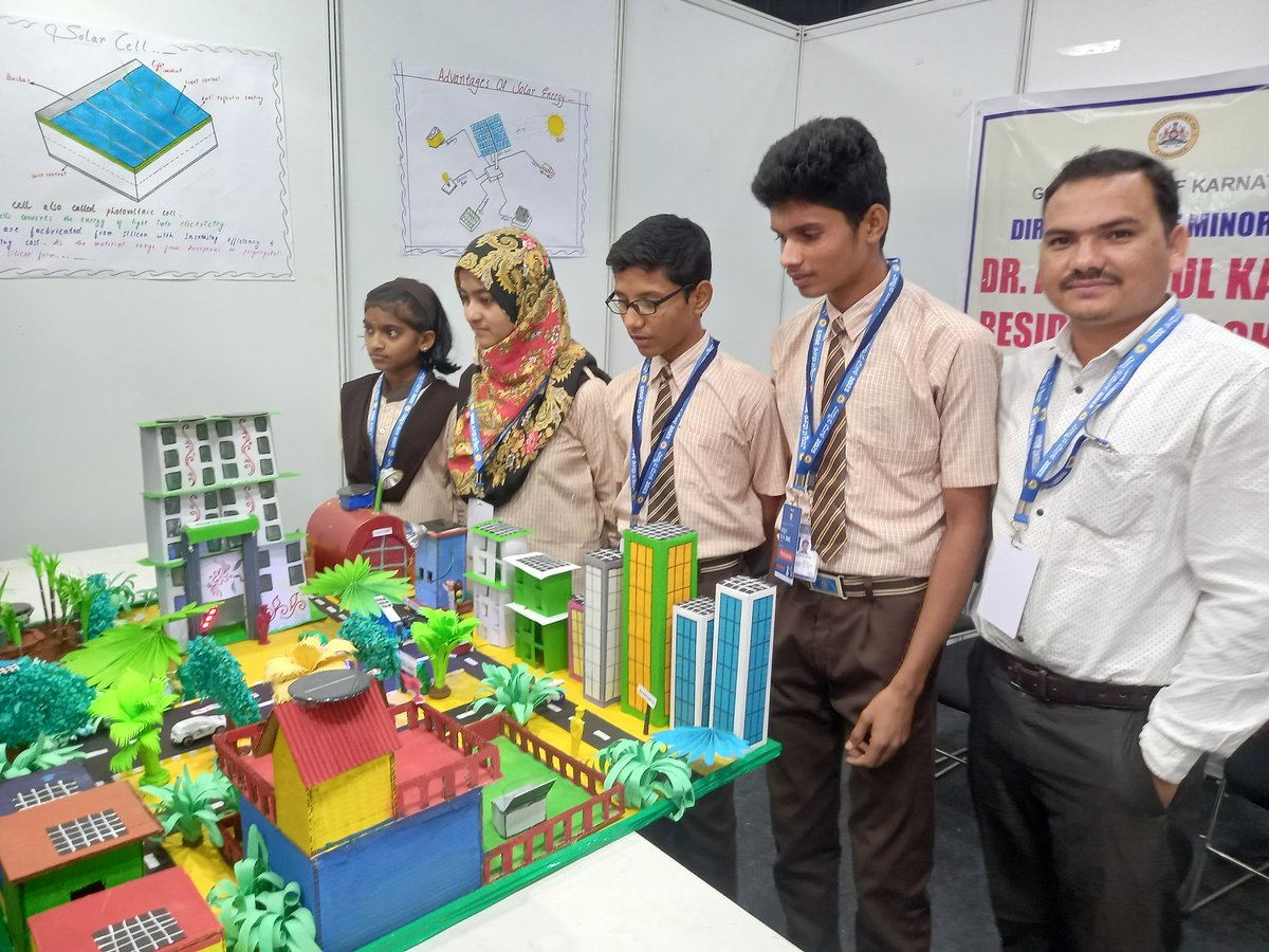 Respected sir Dr APJ bidar  at #science expo 2023 <a href="/DOMGOK/">Department of Minority Welfare, Govt of Karnataka</a> <a href="/Captain_Mani72/">Manivannan P 🇮🇳</a> <a href="/BidarMinority/">Bidar Minority Welfare Department</a>