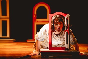 NewVicTheatre's tweet image. Today we say a fond farewell to our amazing #NVAlice cast.
Thank you to them, the creative team and all our fantastic audiences who have made it a magical family show.
We&apos;ve all had such a WONDERful time. 🐰🕰🌹