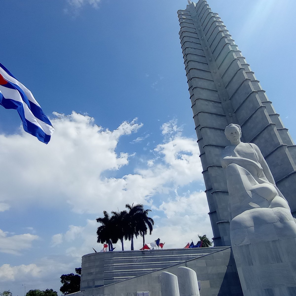 JSanzo_Diaz's tweet photo. Hoy cumple 27 años de inaugurado el Memorial José Martí de la Plaza de la Revolución de La Habana y de toda Cuba. Inaugurado en 1996 por nuestro #Fidel constituye el Monumento más grande de la Nación al más universal de todos los cubanos. Felicidades a nuestros trabajadores!! 🇨🇺 https://t.co/4hRCslLKk0