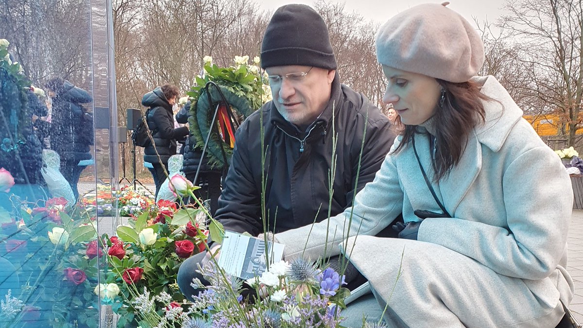 andersartig-gedenken-on-stage tweet media