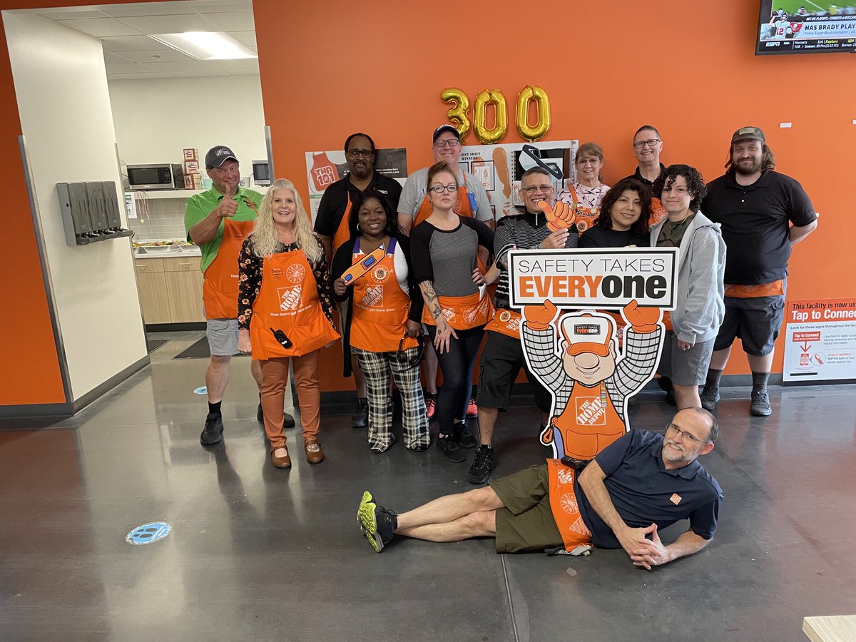 Becky Newsome (@beckynewsome27) on Twitter photo Thank you to our amazing In Focus team for making Safety Awareness Month top priority! The trivia, challenges and safety demonstrations were on point. Amazing Job keeping us all IN-FOCUS. Safety Takes Everyone 🧡🧡<a href="/AJohnson5875/">Aaron Johnson</a> <a href="/ChaddWhiteley/">Chadd Whiteley</a> <a href="/RafaVelaydez/">Rafa</a> Thank you to our amazing In Focus team for making Safety Awareness Month top priority! The trivia, challenges and safety demonstrations were on point. Amazing Job keeping us all IN-FOCUS. Safety Takes Everyone 🧡🧡<a href="/AJohnson5875/">Aaron Johnson</a> <a href="/ChaddWhiteley/">Chadd Whiteley</a> <a href="/RafaVelaydez/">Rafa</a>