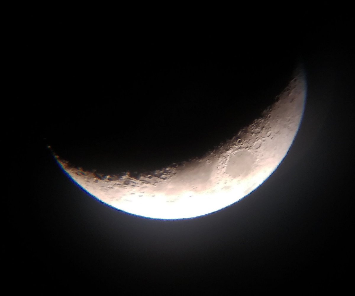 esa_es's tweet photo. Hoy en #cielosESA...

@J_Ramos_Garcia nos envía esta bonita #Luna creciente después de un mes tratando de fotografiarla

¡Muchas gracias @J_Ramos_Garcia por tus fotos!

Etiqueta tus 📸 📸 con #cielosESA https://t.co/2TP54KNA7D