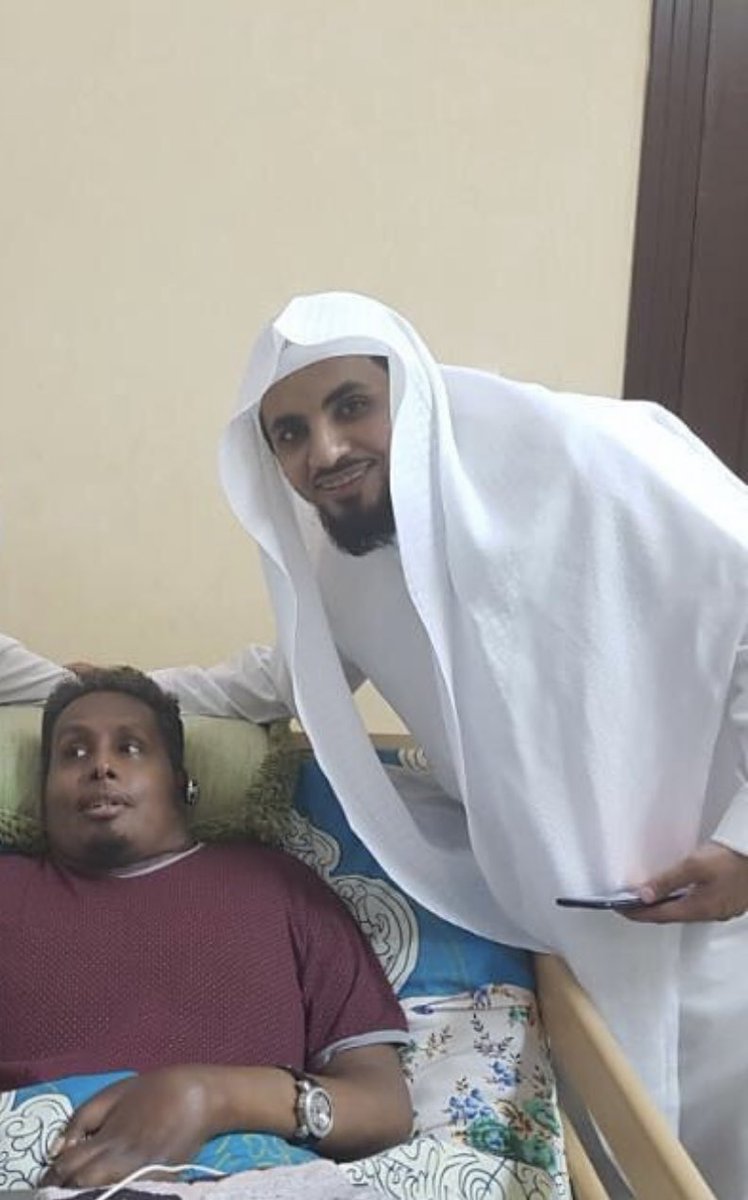 omaralsadan's tweet photo. فتحت عيني على خبرٍ أليم:
إنّا لله وإنّا إليه راجعون .. 

كان في الدنيا من الشللِ يعاني، والآن..
 انتقل إلى دار الخلود والأماني -بإذن الله-

عرفته ليس له أعداء
قلبه أطهر من الماء
وكأنه من أهل السماء !

دعواتكم له.
#عبدالله_بانعمه 
#وفاة_عبدالله_بانعمه 
#عبدالله_بانعمة_في_ذمة_الله https://t.co/q7lv29CVuA