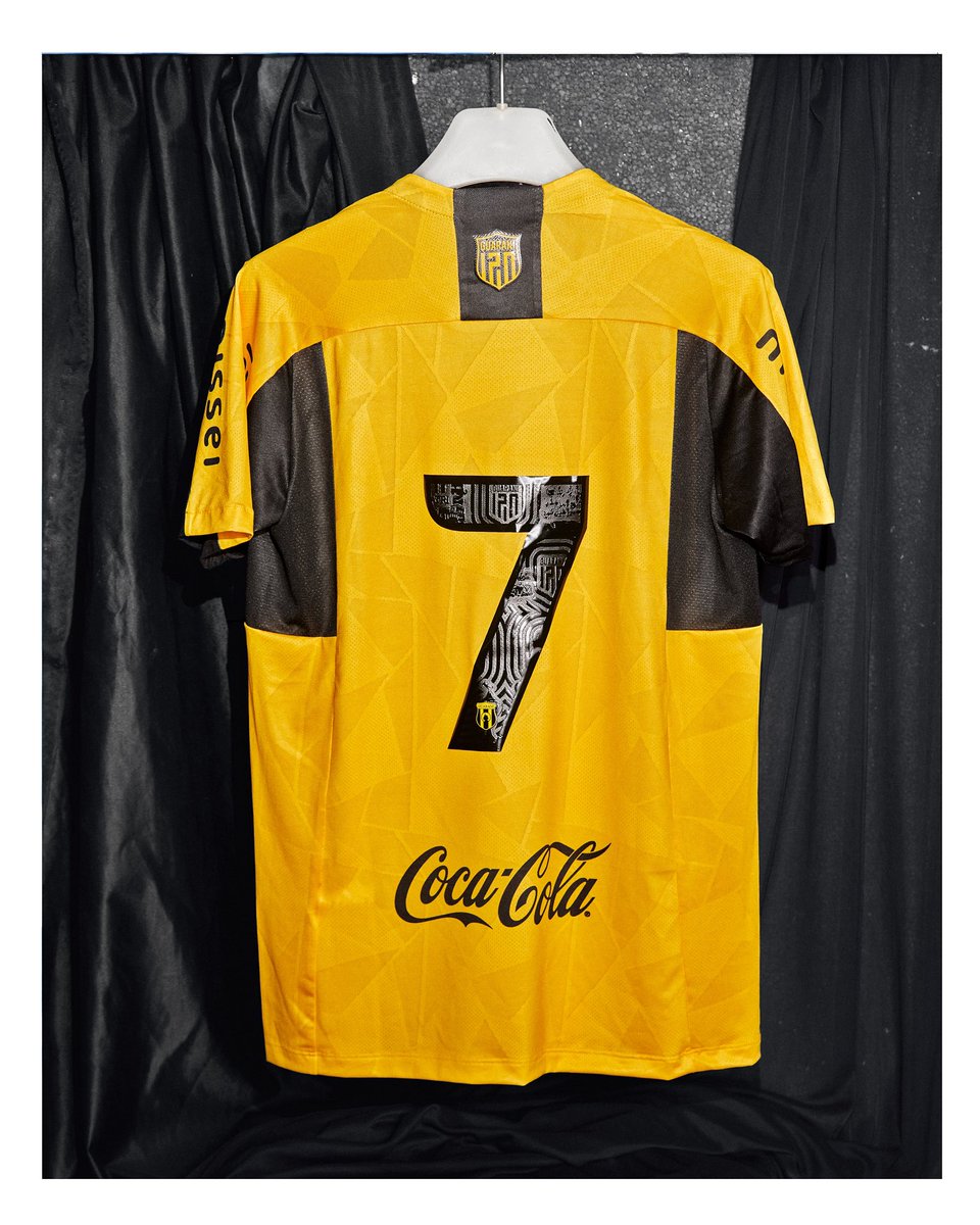 ¡Regalamos la nueva remera oficial del <a href="/ClubGuarani/">Club Guarani</a> x <a href="/kyriospy/">Kyrios</a> !🤩
 Para participar solo tenés que:

✅ Seguir a <a href="/LuisBogado2/">Luis Bogado</a> 
✅ Darle RT a esta publicación.

Sorteamos el lunes 30/01