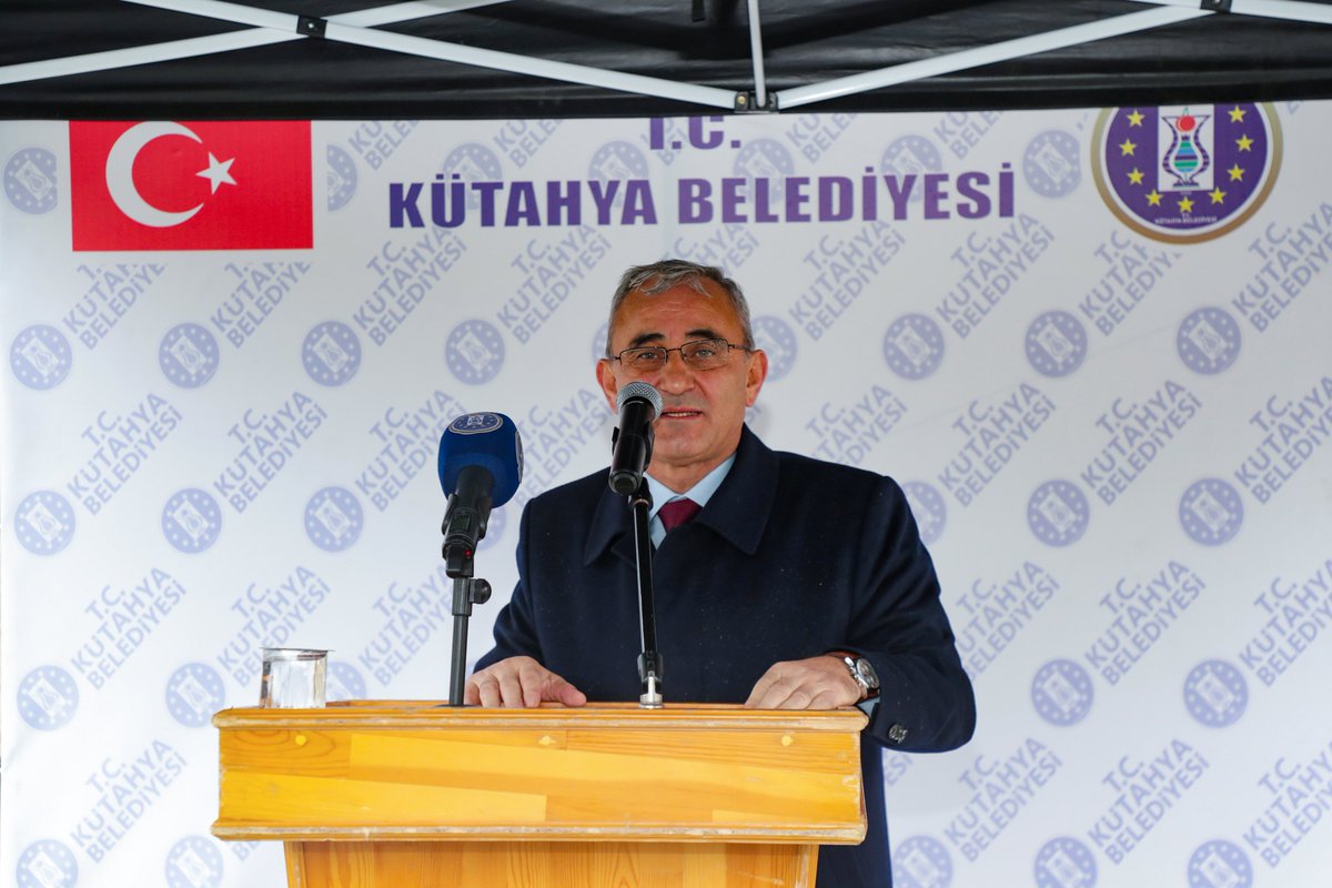 kutahyabel's tweet photo. İSMAİL HAKKI UZUNÇARŞILI VE GÜLTEPE PARKI ŞEHRİMİZE HAYIRLI OLSUN
Kütahya Belediyemizin Okmeydanı Mahallesi’nde tamamen yenilediği İsmail Hakkı Uzunçarşılı Parkı ve Gültepe Mahallesi’nde sıfırdan inşa ettiği Gültepe Parkı, Başkanımız Prof. Dr. Alim Işık tarafından hizmete açıldı https://t.co/T01Vhp9M6P