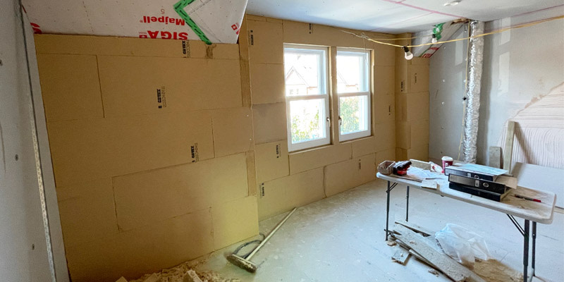 Houseplanhelp's tweet photo. You can #retrofit an old property to modern energy efficiency standards but it's a lot of work!
Guy Hargreaves reflects on his project.
https://t.co/OjWsMItx4o
#EnerPHit #Victorian #PeriodProperties https://t.co/Rf5qhakTRZ