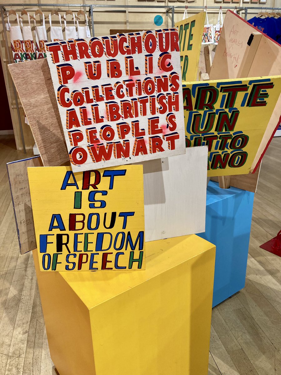 LeytonstoneArt's tweet photo. Wonderful trip for GCSE Art yr10 students today to @Tate. The students were engaged, happy and beautifully behaved; a credit to the dept and school. Thanks go to @tessreedy for excellent organisation! @LeytonstoneArt https://t.co/UutPYeo8Np