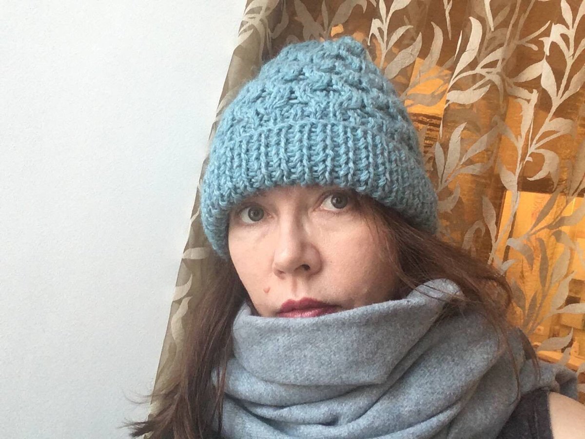 NadiaSorbier's tweet photo. Шапулю довязала. https://t.co/5YngT0a1oQ