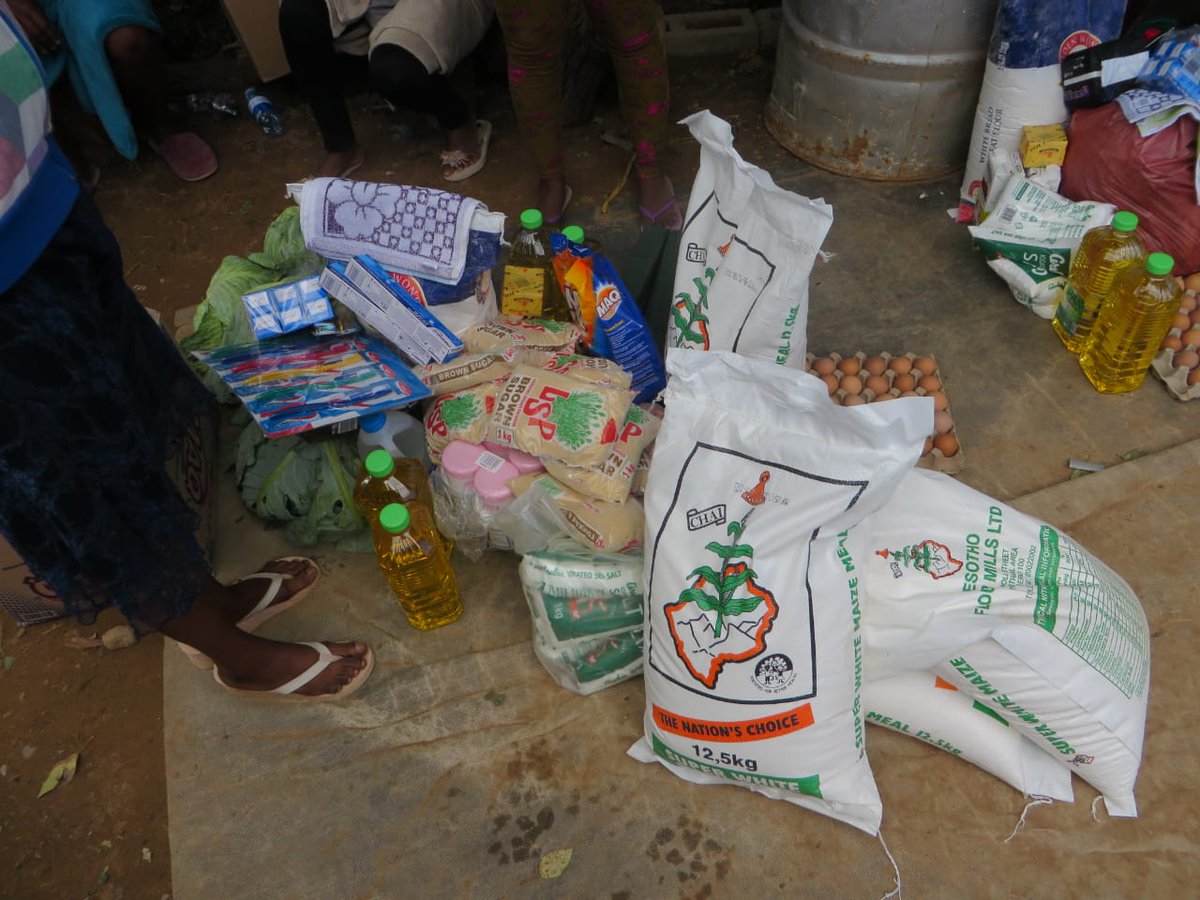 LesothoRedCross's tweet photo. Lesotho Red Cross Society and @WorldvisionLS today the 27th January 2023; donated food items, and hygiene kits, to people affected by #Matukeng #floods. 
@IFRC_DREF 
@ifrc
#humanity #floods #matukeng https://t.co/EHfoExT3dr