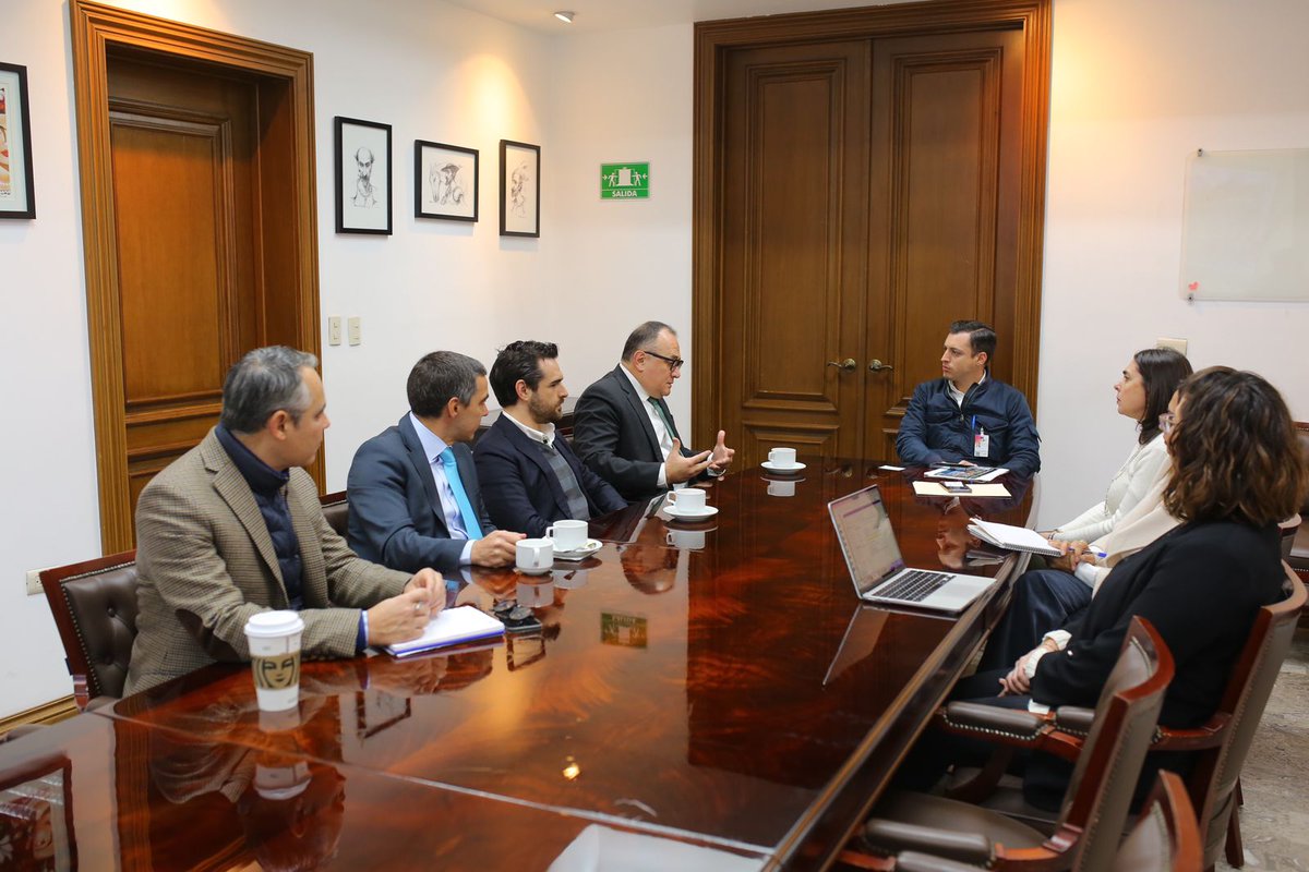 CAF (@agendacaf) on Twitter photo 🚀💻¡Apoyaremos el proyecto de identidad digital #BlockChain de #Monterrey!
Un equipo CAF liderado por René Orellana, nuestro Gerente para 🇲🇽 y Centroamérica, se reunió con <a href="/colosioriojas/">Donaldo Colosio</a> para fortalecer el liderazgo innovador de <a href="/mtygob/">Gobierno Monterrey</a> y la replicabilidad en 🇲🇽 y #ALC. 🚀💻¡Apoyaremos el proyecto de identidad digital #BlockChain de #Monterrey!
Un equipo CAF liderado por René Orellana, nuestro Gerente para 🇲🇽 y Centroamérica, se reunió con <a href="/colosioriojas/">Donaldo Colosio</a> para fortalecer el liderazgo innovador de <a href="/mtygob/">Gobierno Monterrey</a> y la replicabilidad en 🇲🇽 y #ALC.