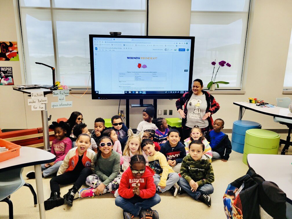 melcapuchina's tweet photo. Be the one who makes others feel included ๐งก๐ @HumbleISD_ACE #EveryoneMatters #GreatKindnessChallenge #KindPlACE https://t.co/VkYbm6iTwB