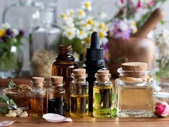SoulMidwives's tweet photo. New Sacred Oils Master Classes starting in February. Just 3 scheduled so far to include The Oils of Mary Magdalene, Sacred Oils to Heal the Soul and finally for now, Grief - Sacred Oils for a Broken Heart. Join me if you can! Click here for more - https://t.co/rIGOh9Bcl5 https://t.co/4HOBMh4sre