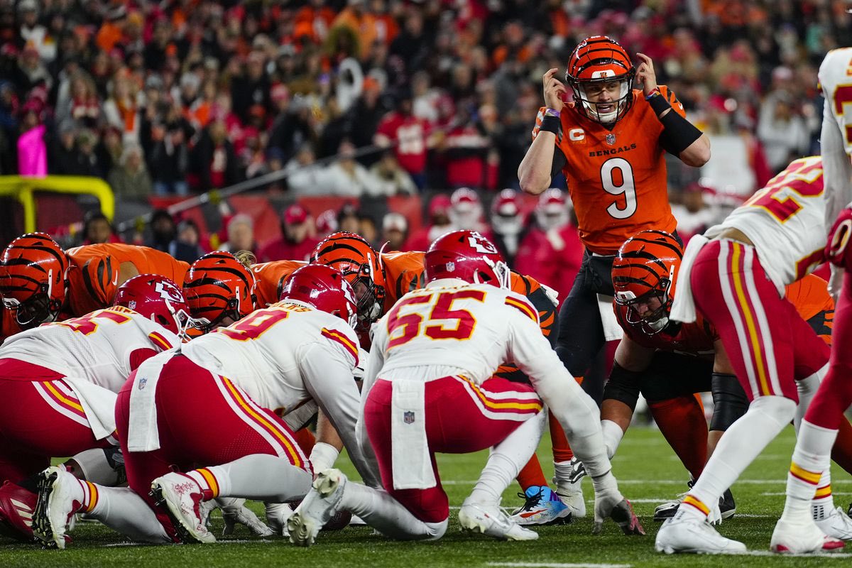 NFLxTalk's tweet photo. BengalsVsChiefs WHOYOUGOT ?! #LETSTALKFOOTBALL #AFCChampionship #NFLxTALK #WHOYOUGOT https://t.co/Pq9o61PK9N