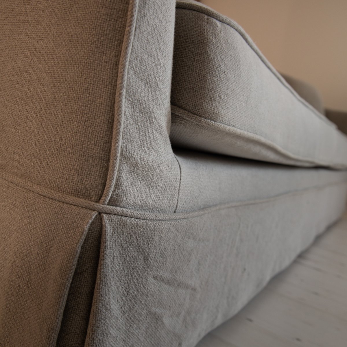 “Home is the nicest word there is.” - Laura Ingalls Wilder 🥰

What does your home mean to you? 🏠