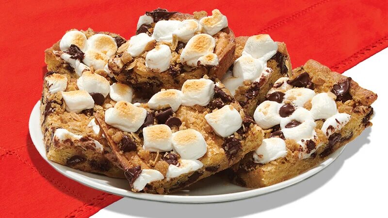 PapaMurphysTLG's tweet photo. Grab a sweet treat to complete the weekend! https://t.co/PJ3pByCU26
