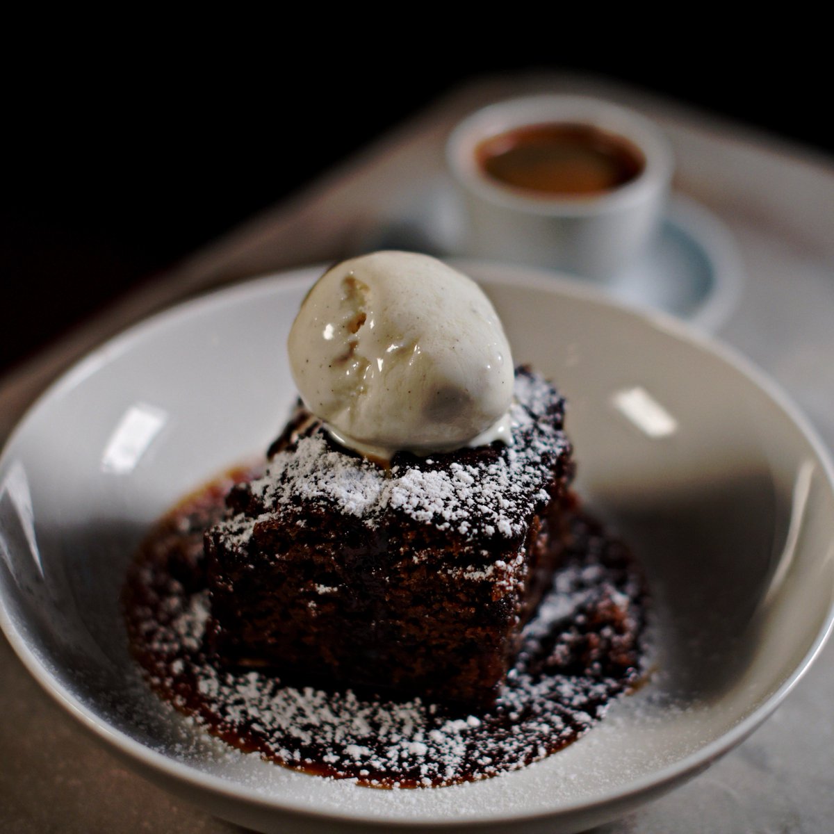 In the mood for a treat with your coffee?
Enjoy our Sticky Toffee Pudding with caramel sauce and ice cream! 🍨

#troub #troubadourlondon #troubadour #thetroubadour #mysecretlondon #Friyay #FridayVibes #londonfoodie #londoneats #londonfoodguide #londonpubexplorer #stickytoffee