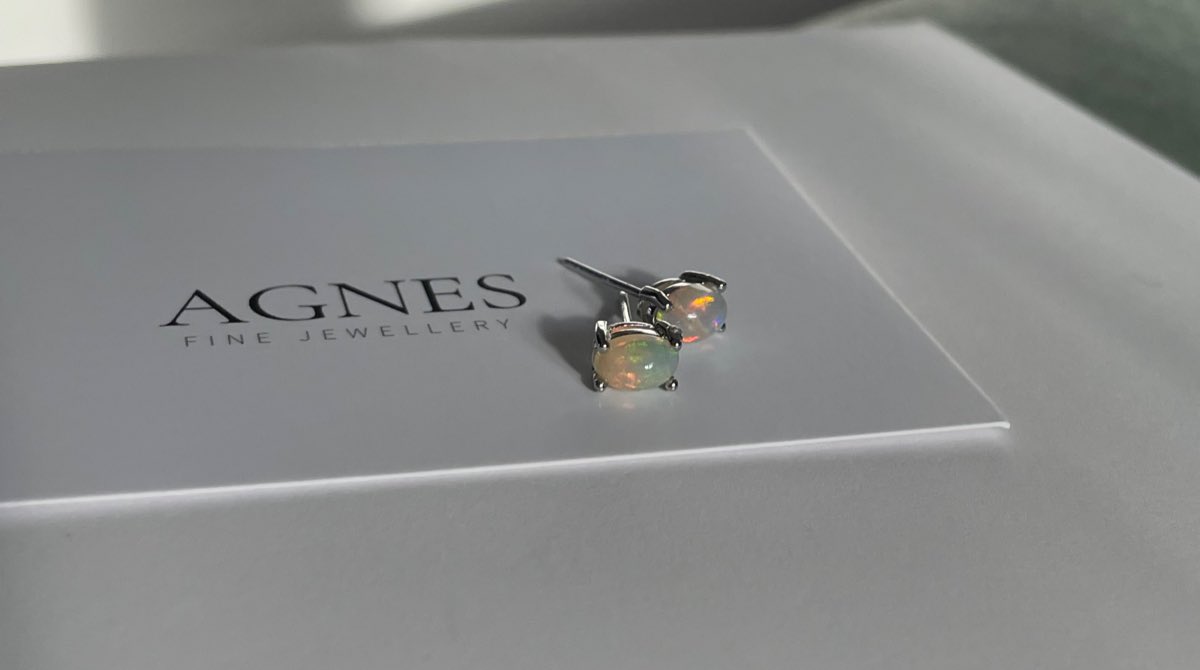 AgnesJewellery's tweet image. Opal sterling silver stud earrings now available on our website! 
#opal #opalearrings #opaljewellery