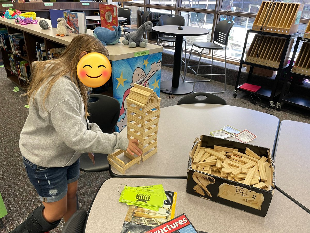 LES_Librarian's tweet photo. Wildcat Engineers Win! WE WIN time has officially started and these 4th graders are busy creating. @TISD_Libraries @TISDLES1 #STEAMP #PLAYFULCLASSROOM https://t.co/3nwF5dkukz