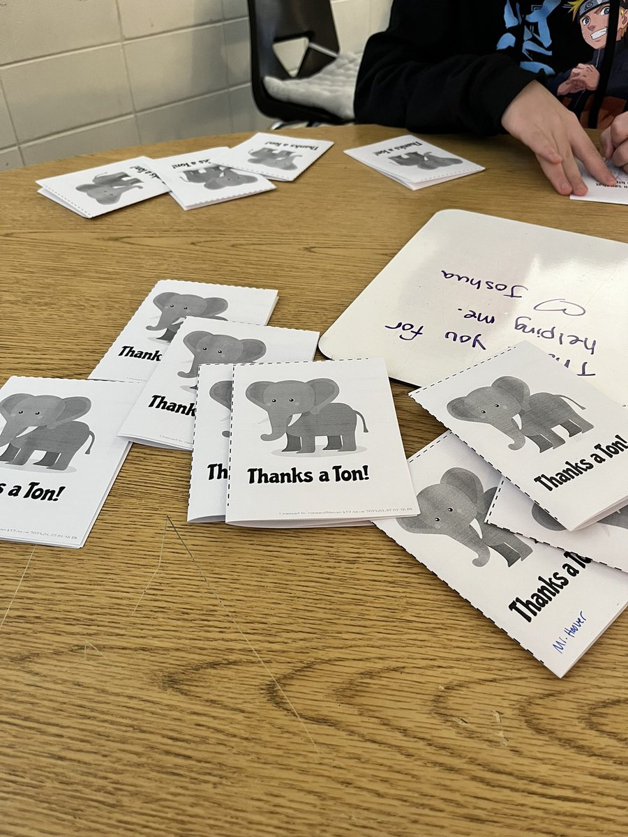 We’ve been learning about our rights and how those rights come with the responsibility to make good choices. Sometimes, that responsibility is a lot and we need advice. So today, we’re writing thank you notes to those that help us! ❤️