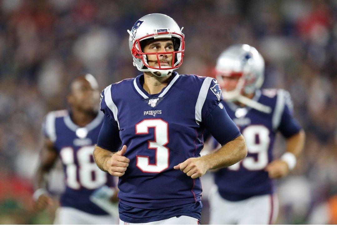 ElNegro_Senpai's tweet photo. Without these 2 kickers would they're even be a Thomas Brady? 🤔🤔 https://t.co/hGiLNt0j4n